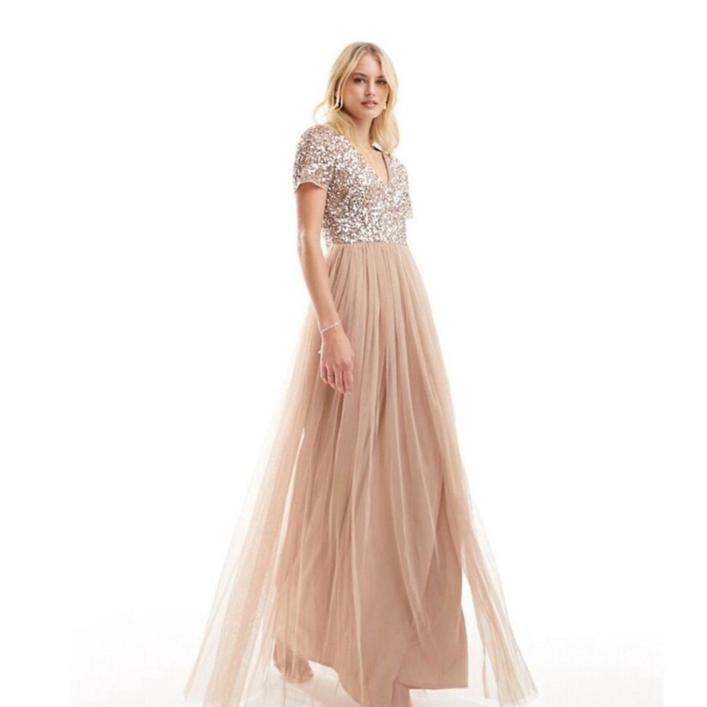 Elegant Sequin Maxi Dress in Beige